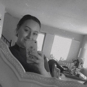 Meet your Posher, Ellie